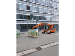 Grutage de chevalets au Stade Pierre Mauroy (02)